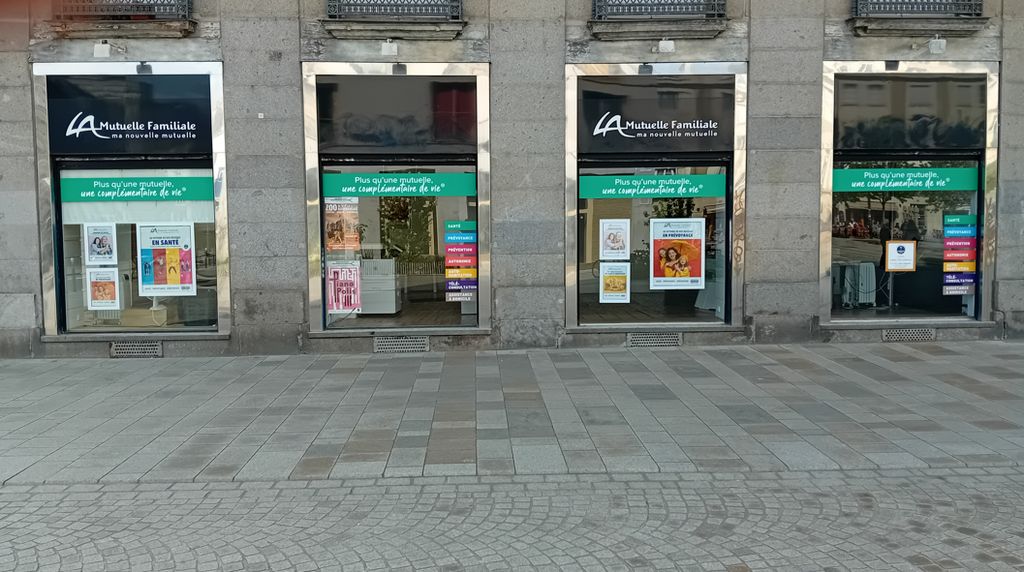Location COMMERCE RENNES Surface 75 m² Commerce Rennes centre