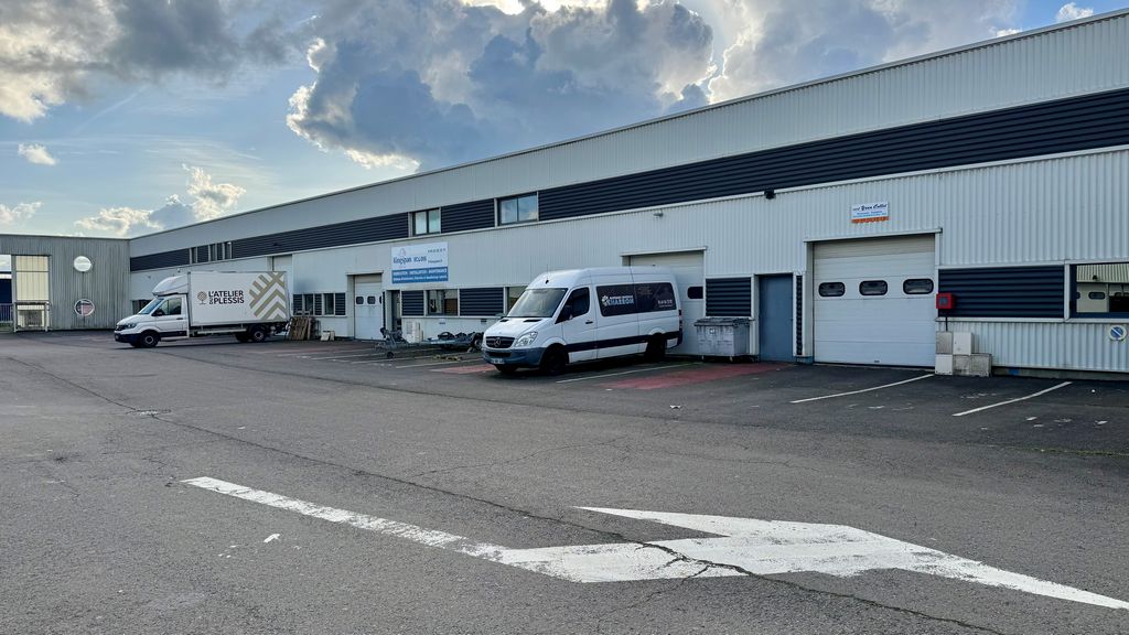 Location Locaux d'activités CHARTRES DE BRETAGNE Surface 240 m² Activité Rennes Sud