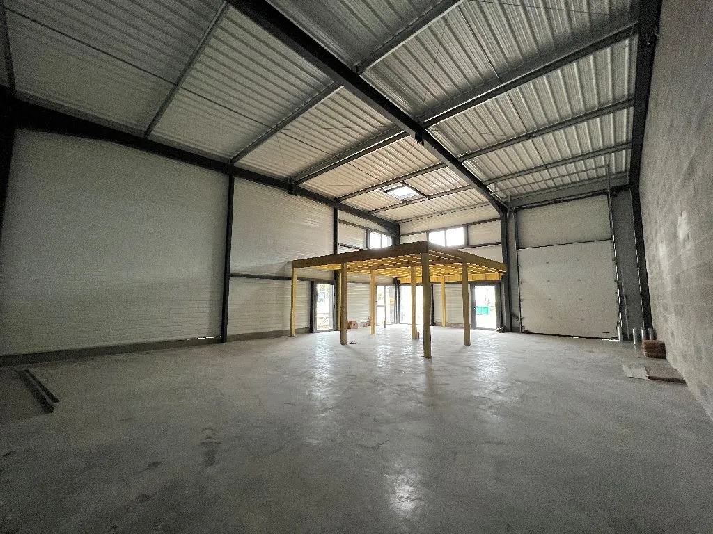 Location Locaux d'activités CHATEAUBOURG Surface 195 m² Activité Rennes Est