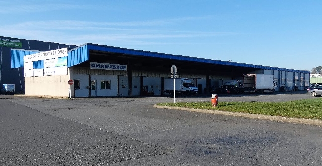 Location Locaux d'activités RENNES Surface 135 m² Entrepôts Rennes ZI route de Lorient
