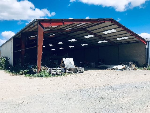 Activité à louer sur ST JACQUES DE LA LANDE