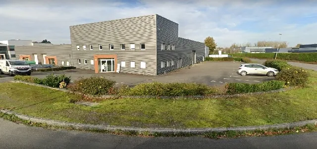 Activité à louer sur VERN-SUR-SEICHE