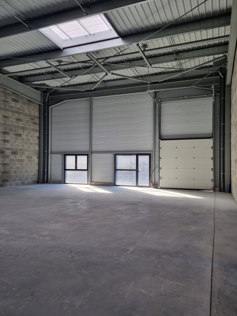 Entrepôts à vendre / à louer sur GOVEN