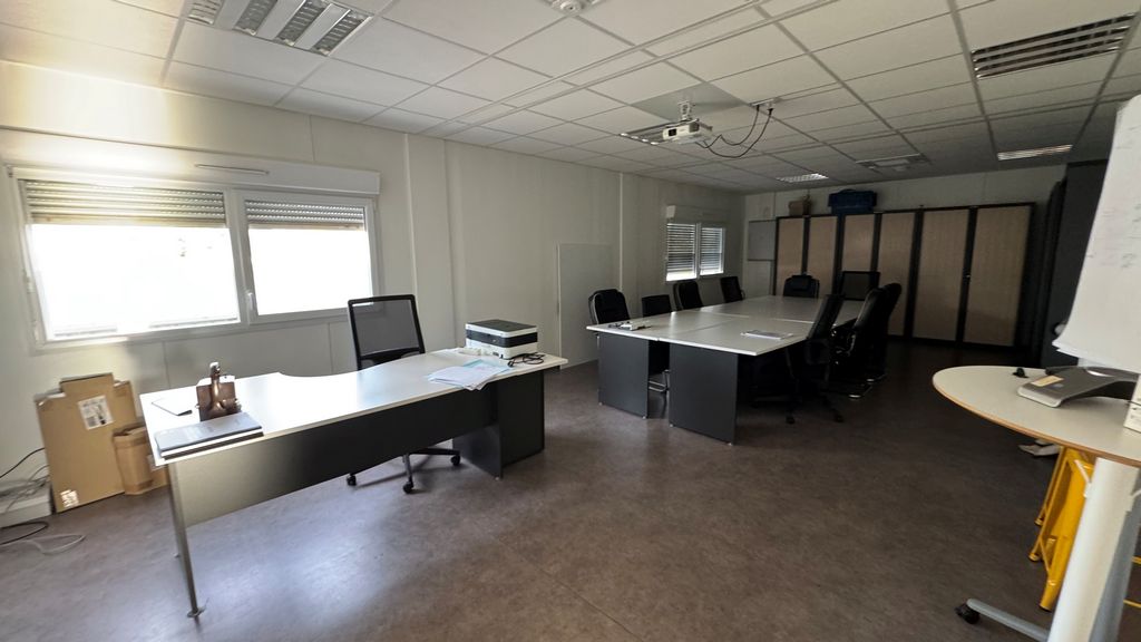 Bureaux à vendre / à louer sur BRUZ