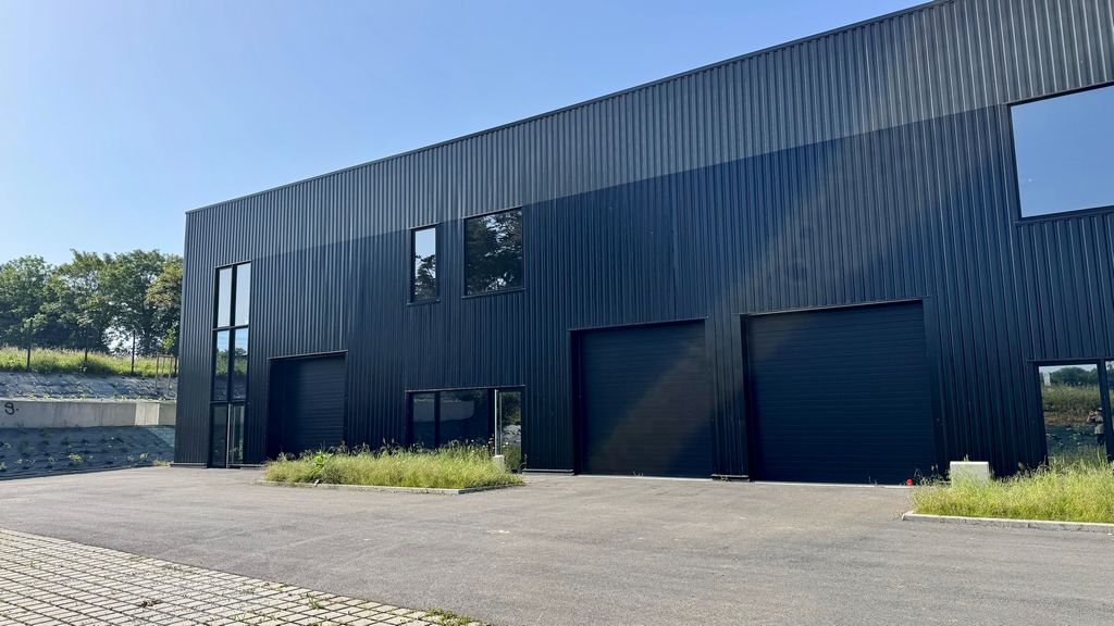 Vente Location Locaux d'activités BETTON Surface 227 m² Entrepôts Rennes Nord