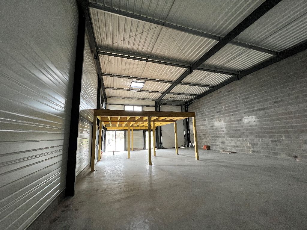 Vente Location Locaux d'activités CHATEAUBOURG Surface 195 m² Activité Rennes Est