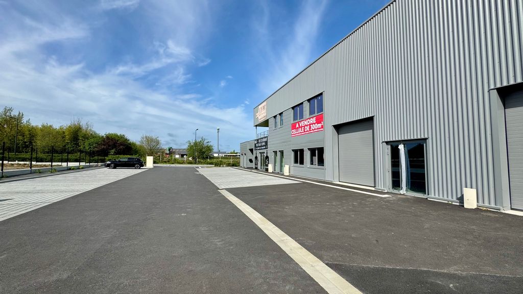 Vente Location Locaux d'activités MINIAC MORVAN Surface 300 m² Mixte AUTRE DEPARTEMENT