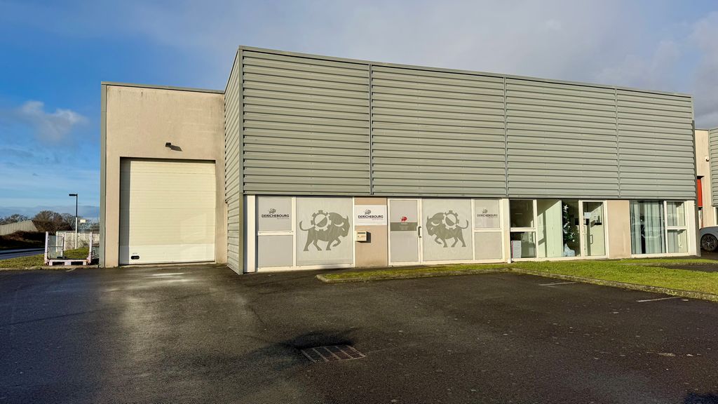 Entrepôts à vendre / à louer sur ST JACQUES DE LA LANDE